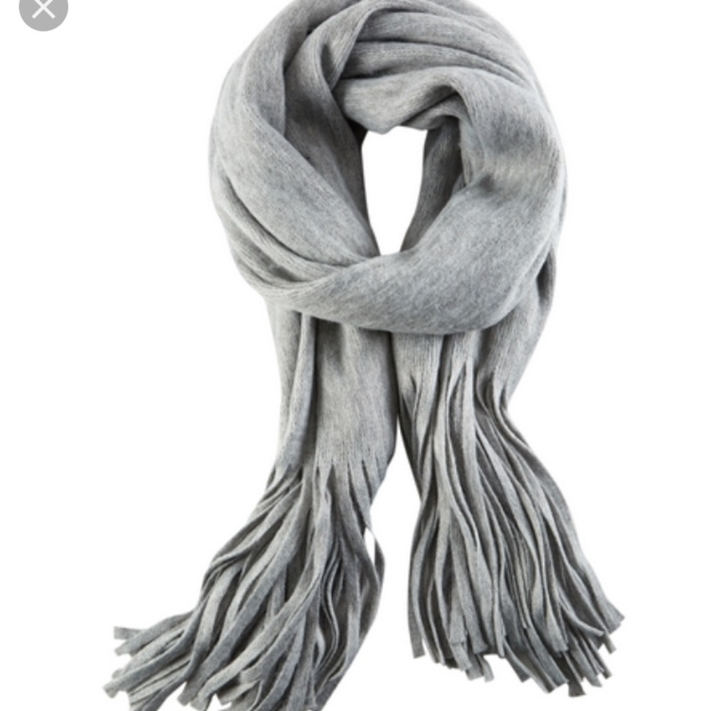Billabong Gray Fringe Wrap/Scarf 🧣